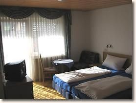 Frankischer Landgasthof Hotel Uettingen Phòng bức ảnh